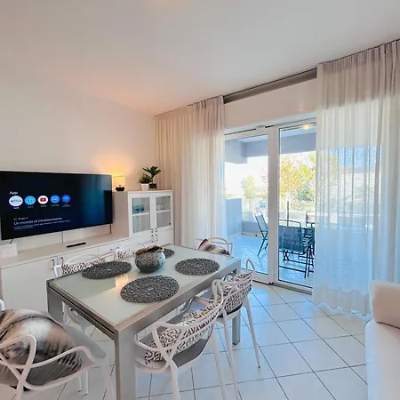 Appartamenti Carinzia Fronte Mare - Flexrent Immobiliare Abissinia