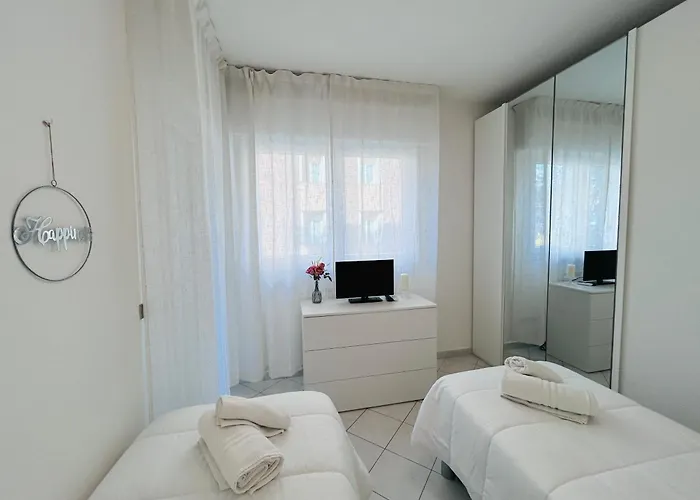 Carinzia Fronte Mare - Flexrent Immobiliare Abissinia דירה