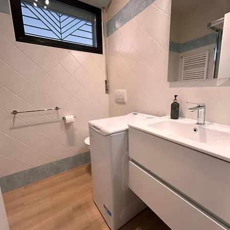 Appartamenti Carinzia Fronte Mare - Flexrent Immobiliare Abissinia *